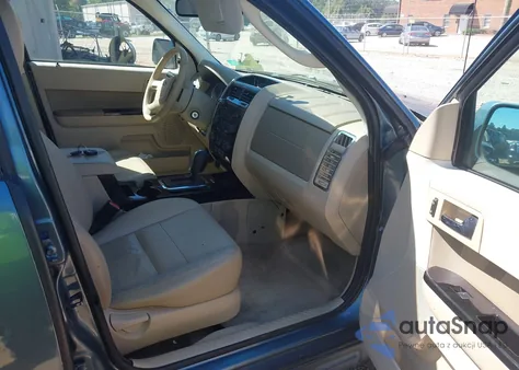 2012 Ford Escape Limited z USA, uszkodzony, nr VIN 1FMCU0EG4CKC55603